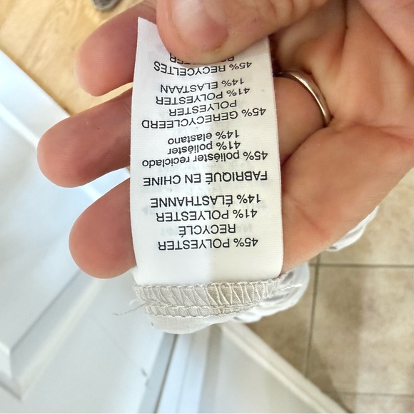 Vuori Women’s villa Cargo Jogger Pants Beige Size S Elastic Waist Performance - Picture 8 of 9